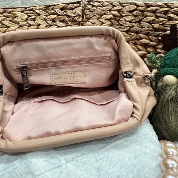 Badgley Mischka Blush Vegan Leather Bag - Picture 8 of 11